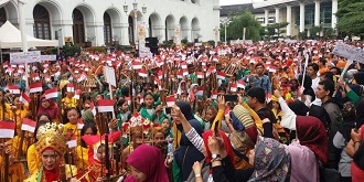 hari angklung